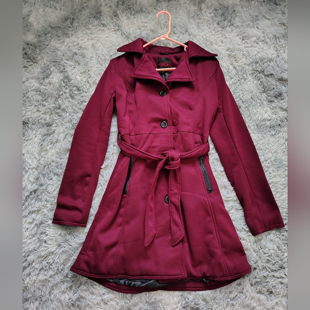 *NWT* Yoki Women's Medium Burgundy Button-up Coat With Tie At Waist